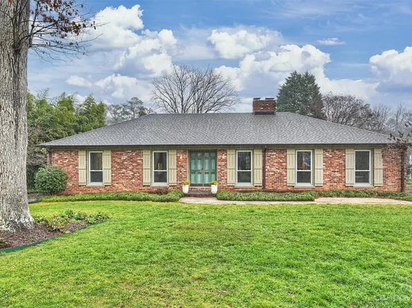 4601 Town And Country Dr, Charlotte, NC 28226