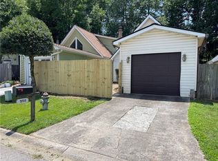 950 Bobcat Ct SE, Marietta, GA 30067