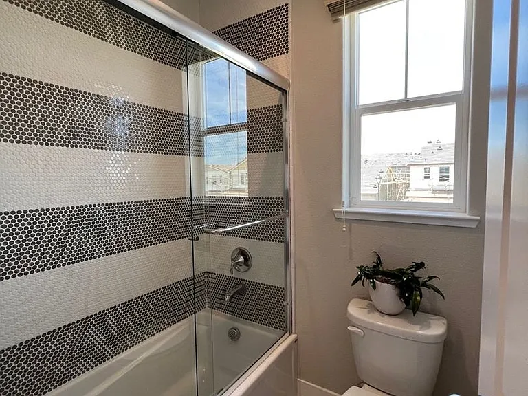 809 Cosmos Dr — Photo 18