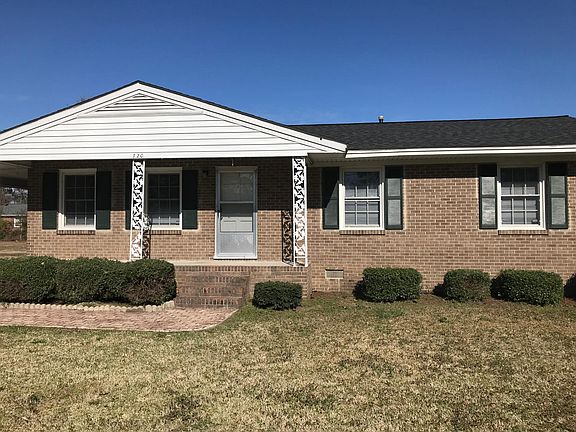2nd image of 720 Powell Dr