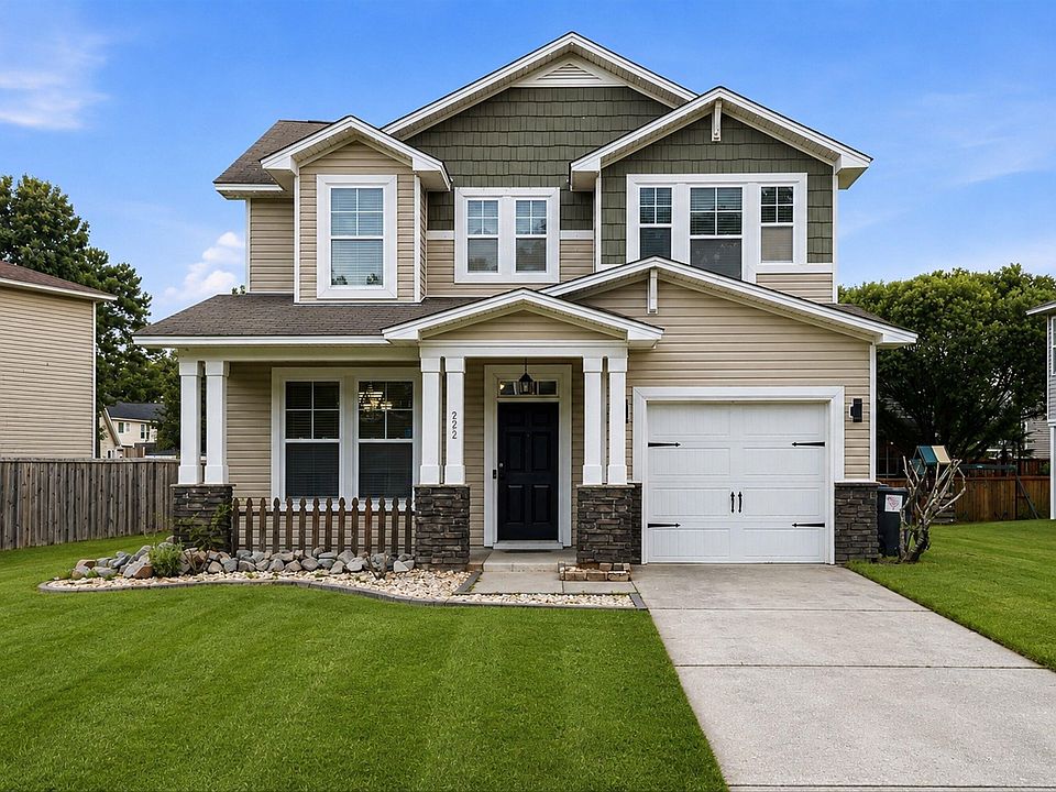 1st image of 222 Oglethorpe Cir