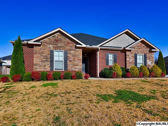 2nd image of 109 Ivy Meadow Cir