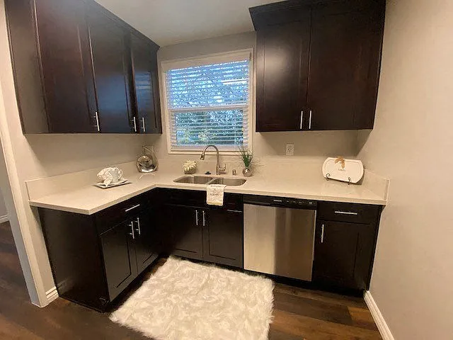 Hollypark Knolls Apartments — Photo 80