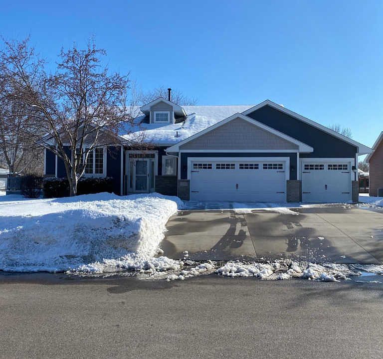 1st image of 3701 90th Cres N