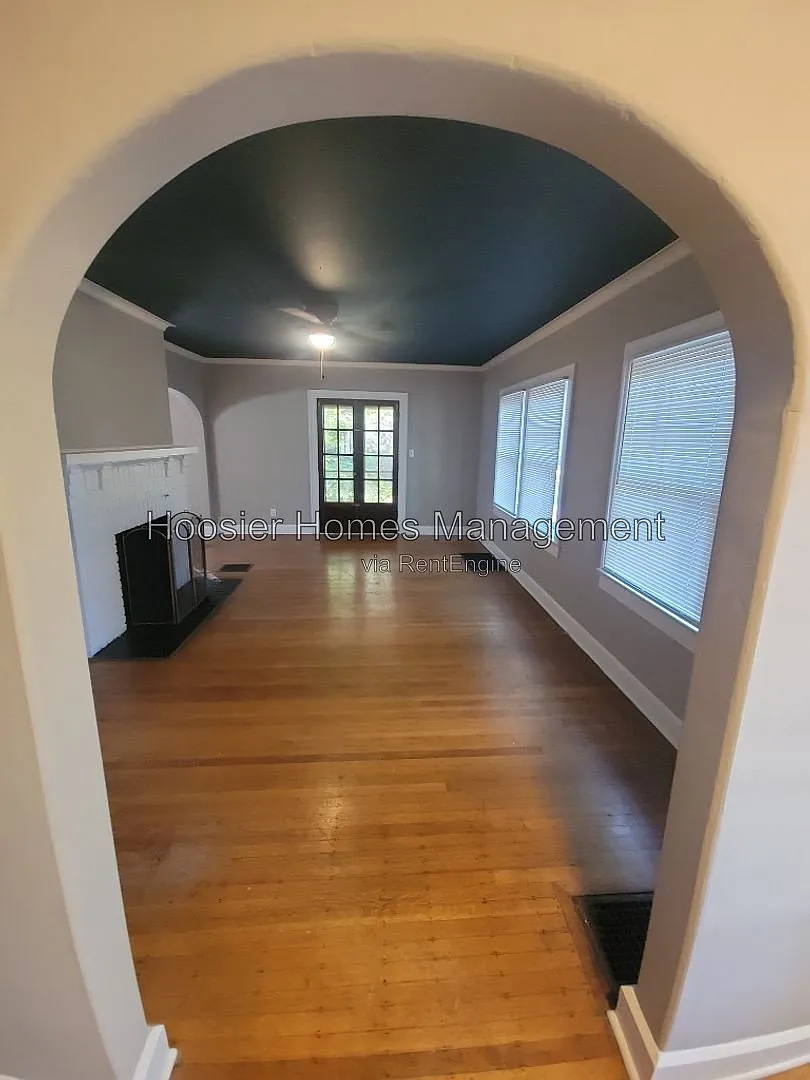 2 bed, 1.5 bath, $1,550 — Photo 3
