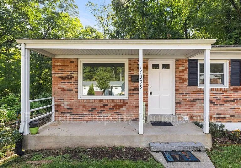 14309 Fairmont Ct — Photo 32