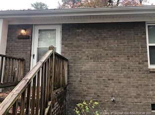 5710 Five Sisters Ct, Fayetteville, NC 28311