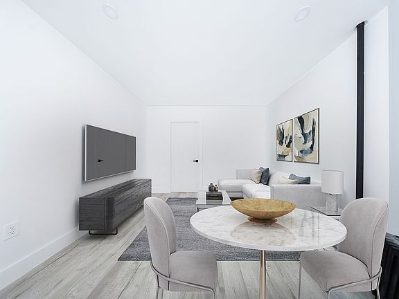 2nd image of 715 E 5th St APT 2C