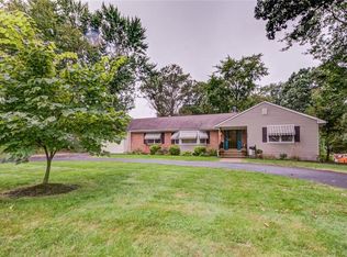 582 Holmdel Rd, Hazlet, NJ 07730