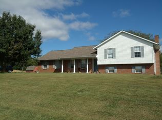 13885 Madison Rd, Nashville, IL 62263