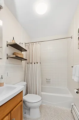 Rented by SERHANT. | media 6
