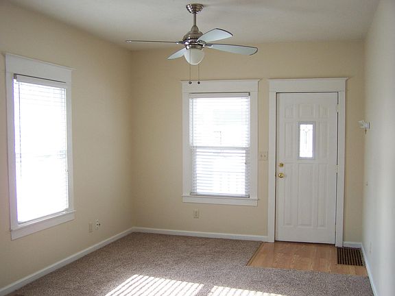 5th image of 1724 Robertson Ave