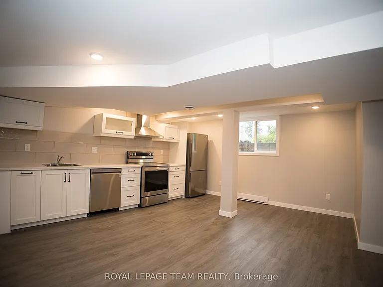 2238 Miramichi St #BASEMENT — Photo 8