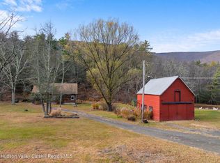 457 Manorville Rd, Saugerties, NY 12477