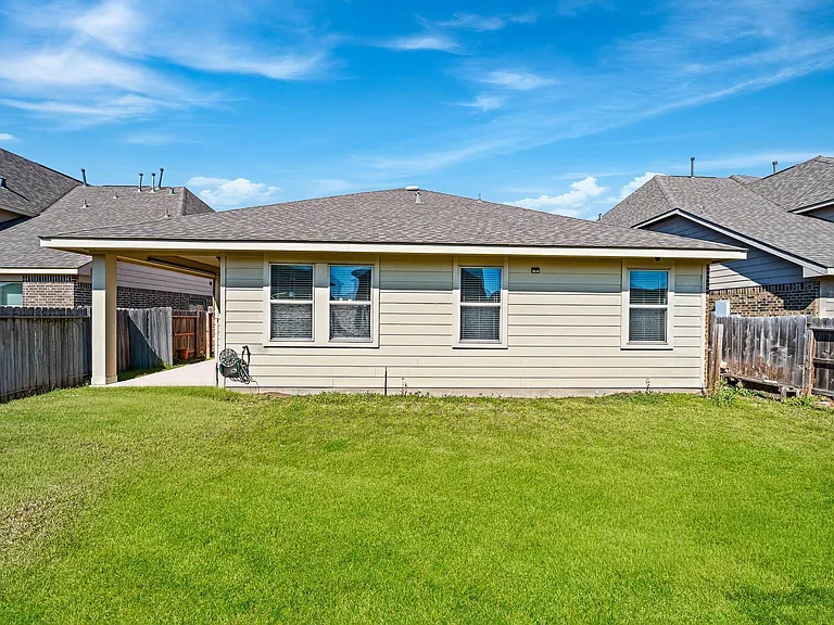 20427 Alpine Meadow Pl — Photo 39