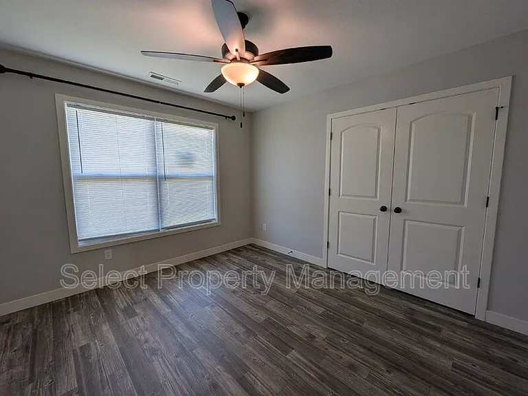 1408 Sacred Oak Ct — Photo 16