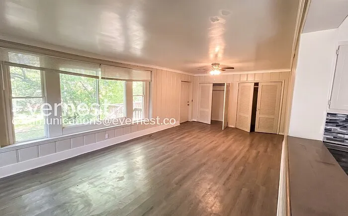 616 26th St SW — Photo 8