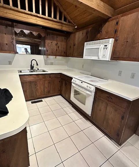 440 Shadow Ln — Photo 7