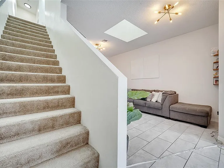 1028 Universal Rest Pl — Photo 23