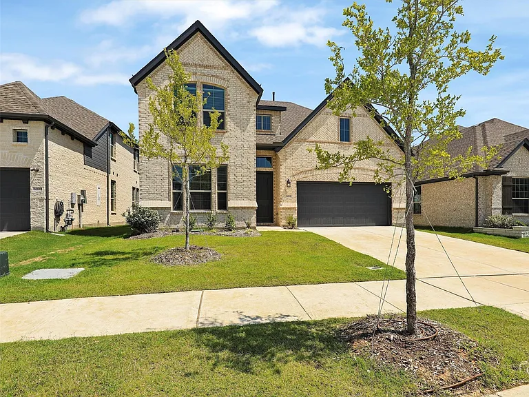 3011 Hobbs Ln — Photo 17