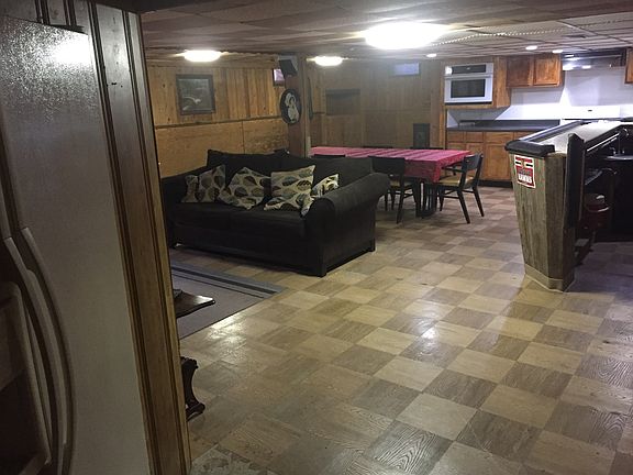 4th image of 3031 Behrns Dr
