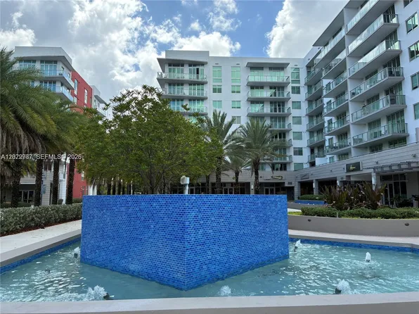 7661 NW 107th Ave APT 202, Doral, FL 33178