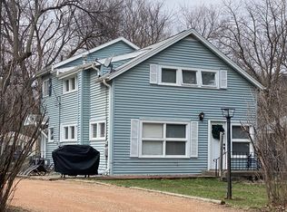 2913 Holt Ln, Mound, MN 55364