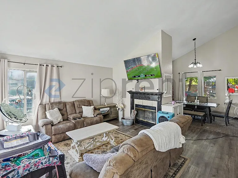4703 Karling Pl — Photo 5