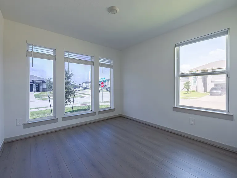 19003 Derrington Manor Ln — Photo 12