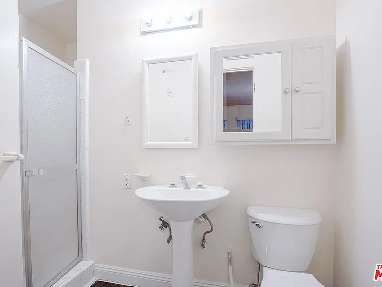 446 S Saint Andrews Pl #3 — Photo 11