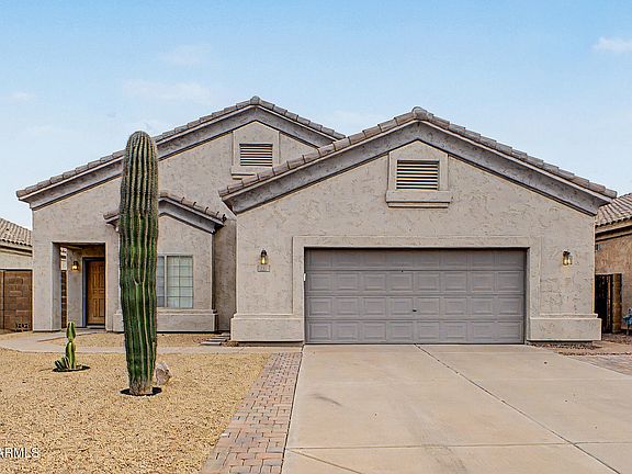 3rd image of 741 E RANCH Road