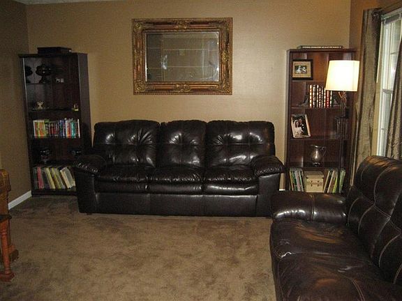 4th image of 7719 Devonwood Dr