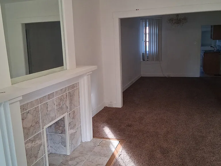 1252 N Fillmore St — Photo 8