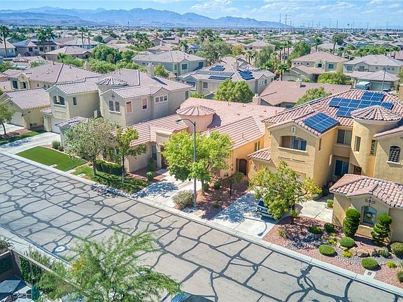 3rd image of 4996 Del Pueblo Ave