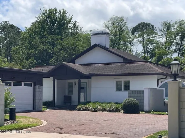 10114 COURTYARDS Place W, Jacksonville, FL 32256