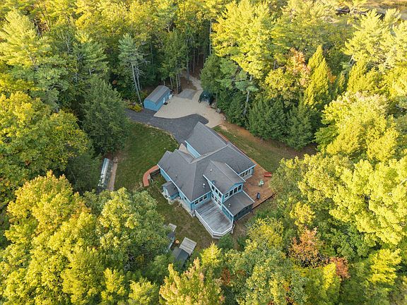 2nd image of 426 Lake House Road