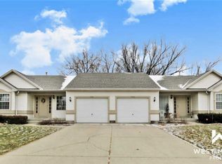 1581 Maplehollow St SE, Kentwood, MI 49508