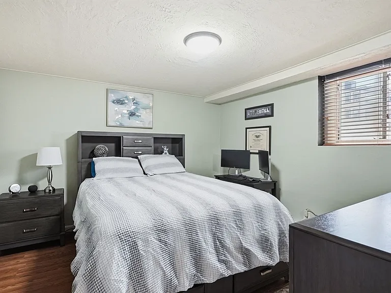 1722 Commonwealth Ave #1 — Photo 11