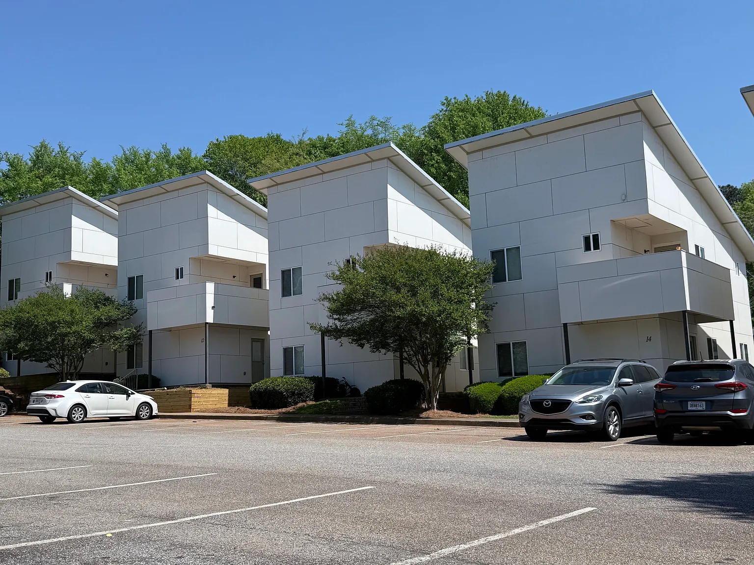 4 bed, 1800 sqft, $625 — Photo 3