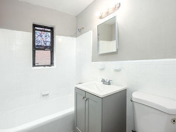4th image of 1625-1633 Morris Rd SE #3