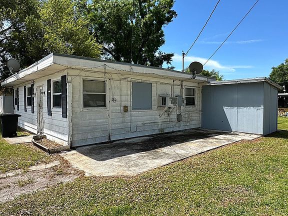 2nd image of 1302 N Lavon Ave