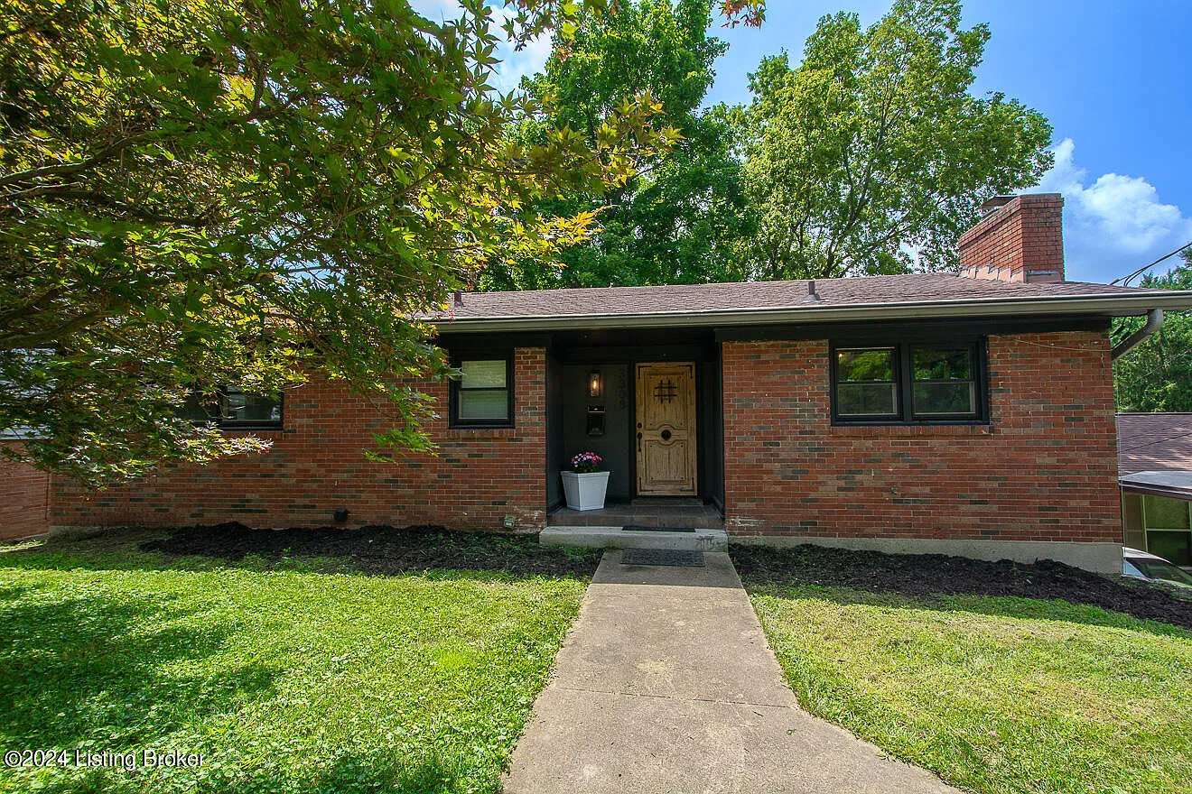 3308 Breaux Dr photo 1