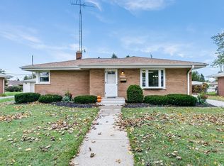 8051 17th Ave, Kenosha, WI 53143