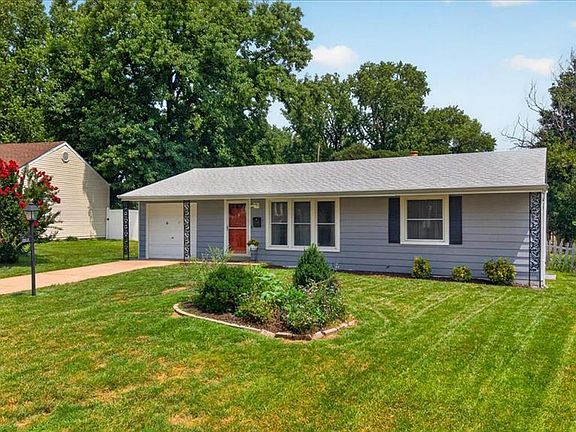 4th image of 7017 Deerpath Dr