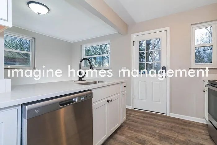 3980 Trebor Dr — Photo 6