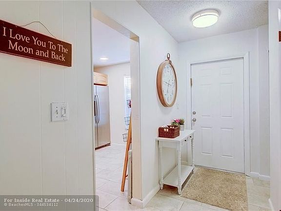 3rd image of 4028 SW 67th Ter #4028