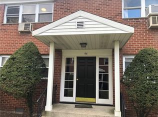 99 N Middletown Rd UNIT E, Pearl River, NY 10965