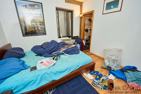 Rented by Genik Group Corp | media 49