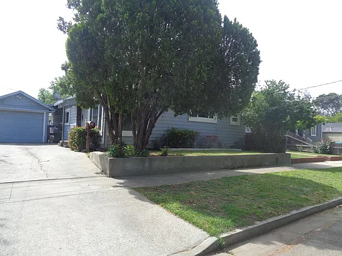 642 B St Photo 1