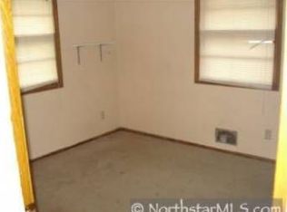 659 Hawthorne Ave E, Saint Paul, MN 55106